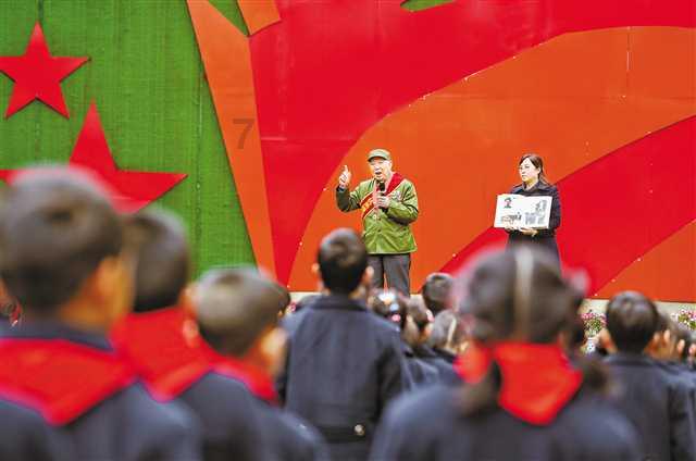 男朋友送你昂贵的礼物时,你会拒绝他吗?-专业权威的红迪网平台